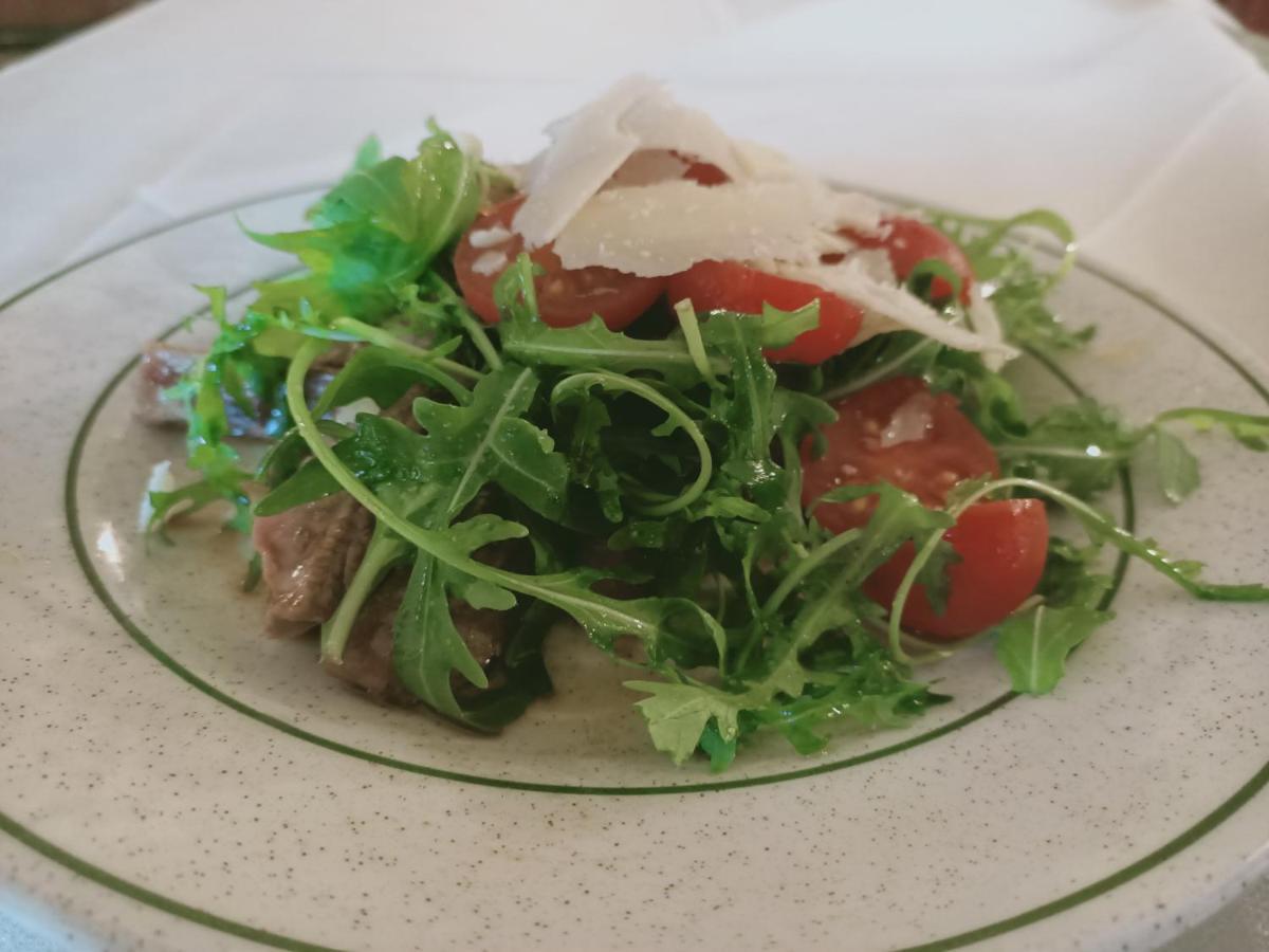 Hotel Ristorante Montenerone Apecchio Zewnętrze zdjęcie
